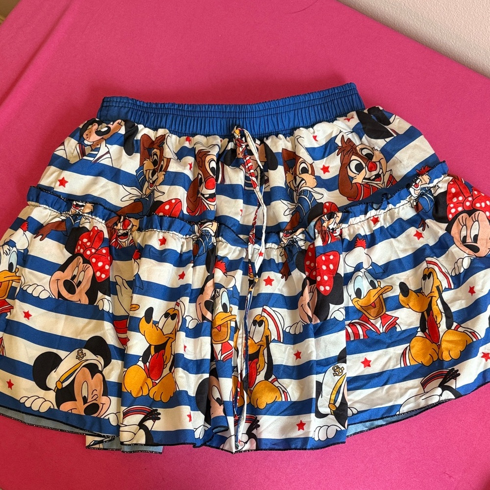 Wild Rich Kids small women’s cruise skirt